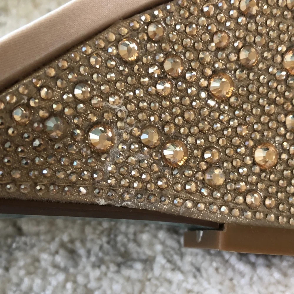 NWOB Betsey Johnson Debie Wedge Sandals - Picture 5 of 7